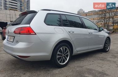 Универсал Volkswagen Golf 2015 в Киеве