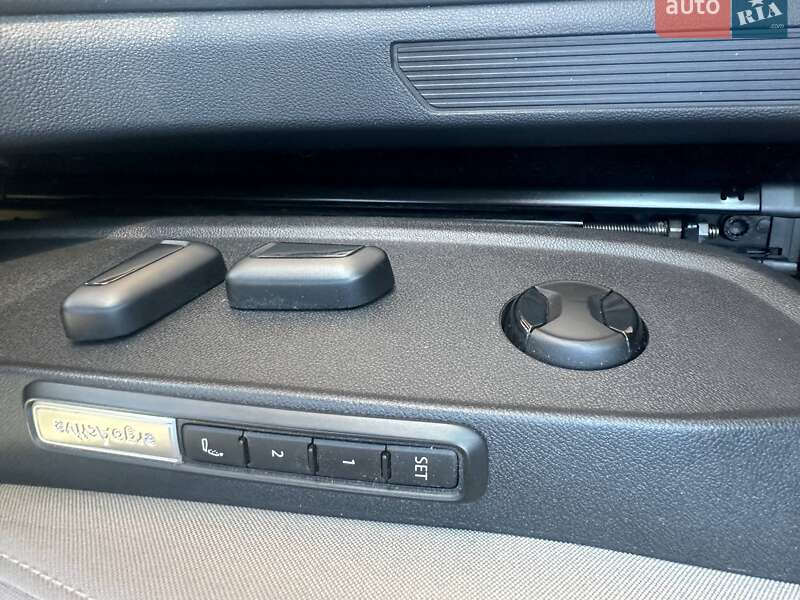 Универсал Volkswagen Golf 2021 в Черновцах фото Универсал Volkswagen Golf 2021 в Черновцах