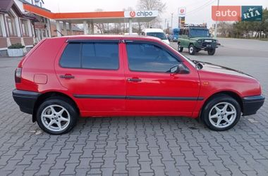 Хетчбек Volkswagen Golf 1993 в Мостиській