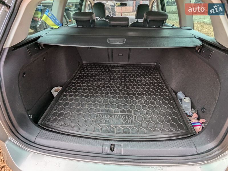 Универсал Volkswagen Golf 2014 в Обухове