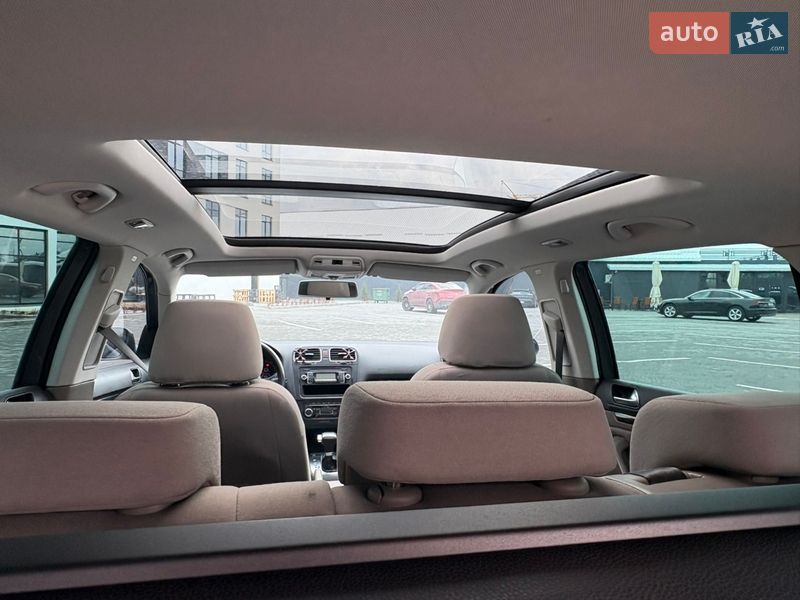 Универсал Volkswagen Golf 2009 в Житомире