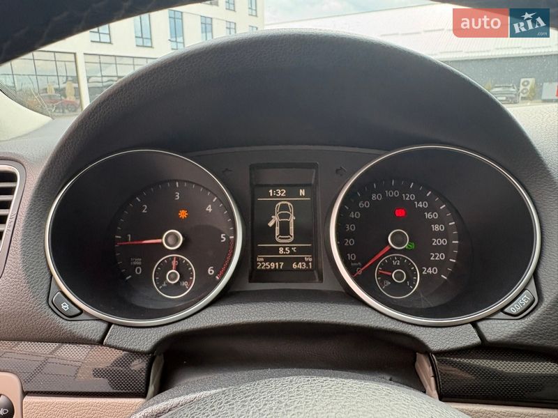 Универсал Volkswagen Golf 2009 в Житомире