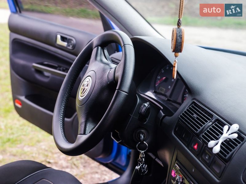 Хэтчбек Volkswagen Golf 1997 в Бучаче