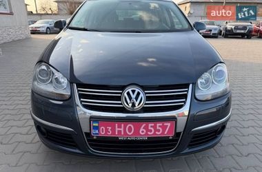 Універсал Volkswagen Golf 2008 в Луцьку