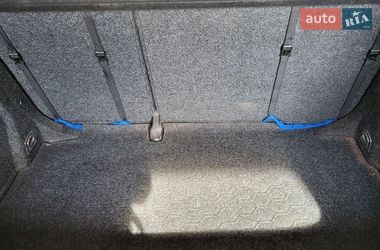 Хетчбек Volkswagen Golf 2007 в Ромнах