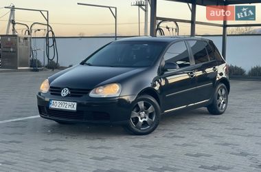 Хетчбек Volkswagen Golf 2006 в Хусті
