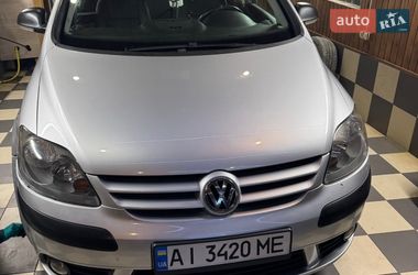 Хэтчбек Volkswagen Golf 2006 в Василькове