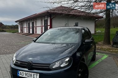 Хэтчбек Volkswagen Golf 2012 в Чинадиево