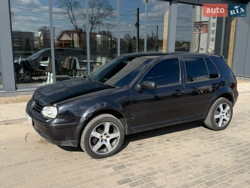 Volkswagen Golf 2002