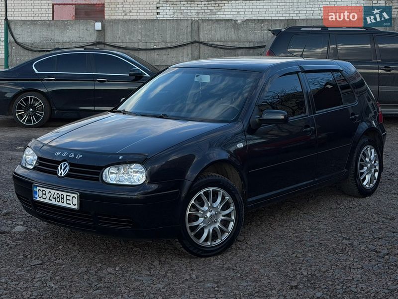 Volkswagen Golf 2003