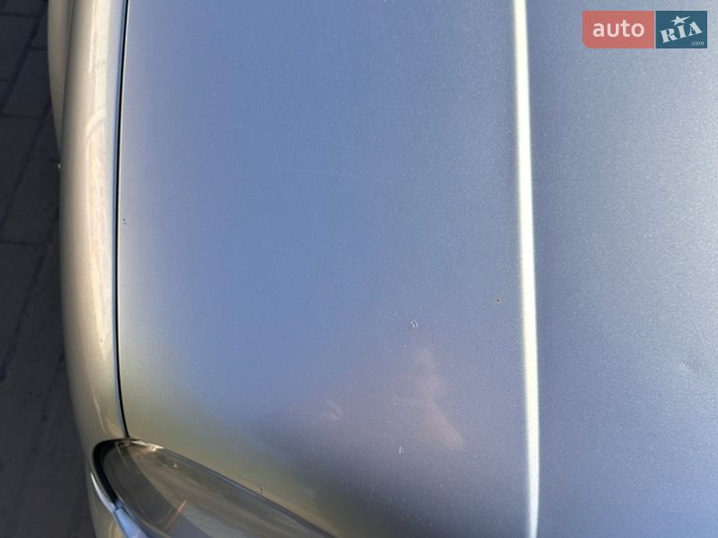 Хэтчбек Volkswagen Golf 2002 в Виннице