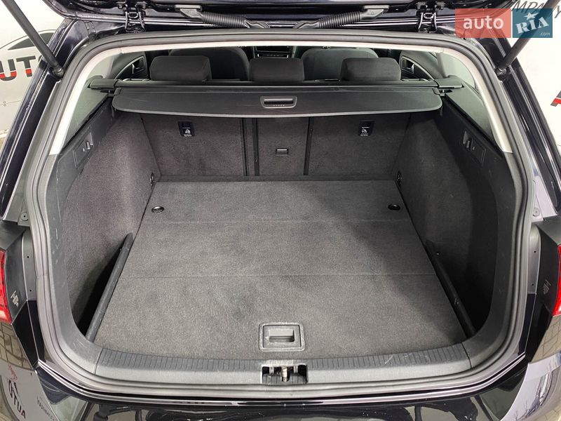 Универсал Volkswagen Golf 2018 в Львове