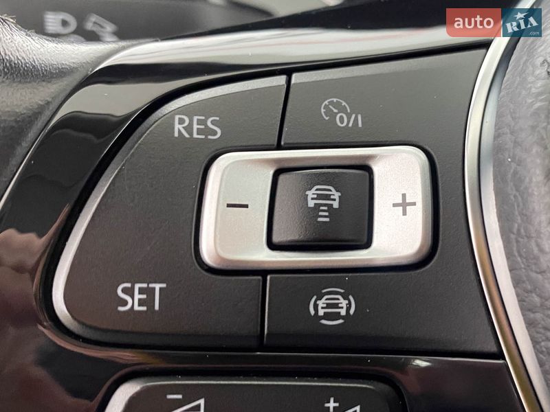 Универсал Volkswagen Golf 2018 в Львове