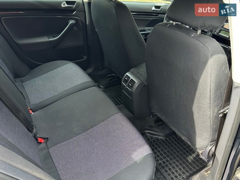 Универсал Volkswagen Golf 2011 в Звенигородке