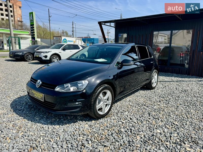 Хэтчбек Volkswagen Golf 2017 в Черновцах