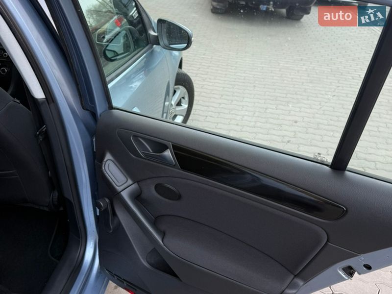Хэтчбек Volkswagen Golf 2009 в Ивано-Франковске фото 22 Хэтчбек Volkswagen Golf 2009 в Ивано-Франковске