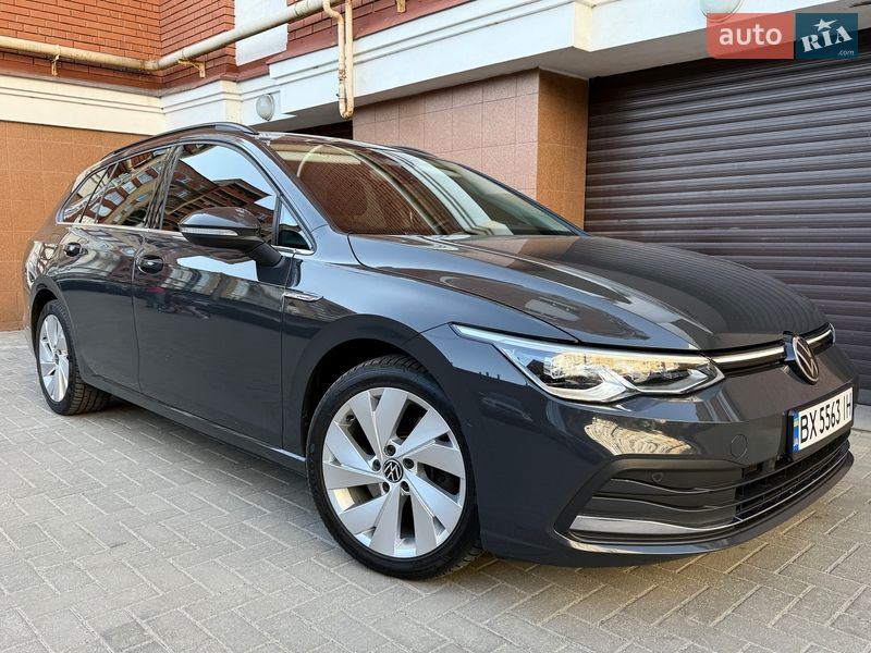 Volkswagen Golf 2021