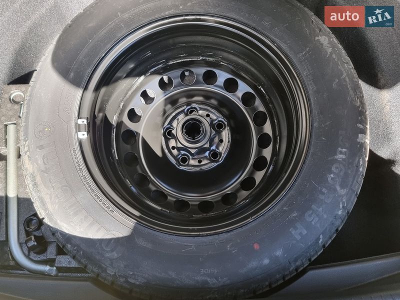 Хэтчбек Volkswagen Golf 2018 в Киеве