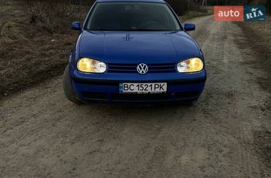 Хэтчбек Volkswagen Golf 1999 в Сколе