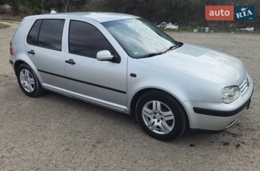 Хетчбек Volkswagen Golf 2002 в Новому Розділі