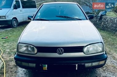 Универсал Volkswagen Golf 1997 в Хусте