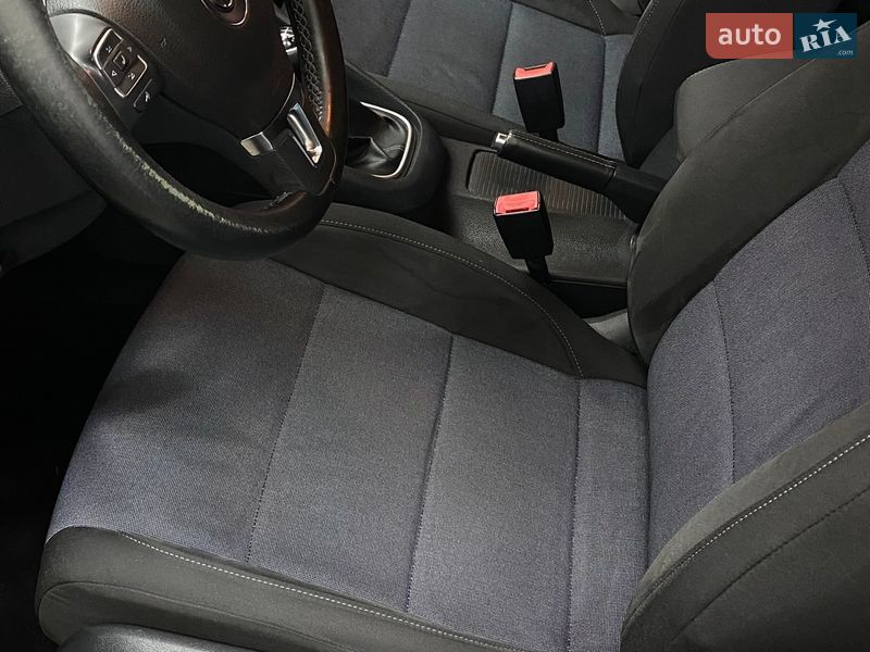 Универсал Volkswagen Golf 2012 в Львове