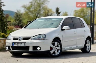 Хетчбек Volkswagen Golf 2008 в Хусті