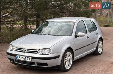 Хетчбек Volkswagen Golf 2000 в Чернігові