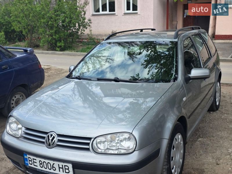 Volkswagen Golf 2005