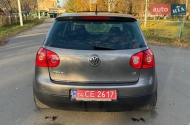 Хэтчбек Volkswagen Golf 2007 в Надворной