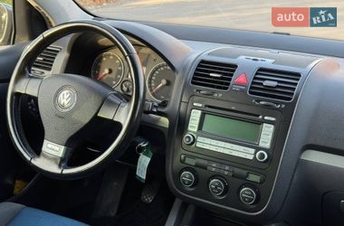 Хэтчбек Volkswagen Golf 2007 в Надворной