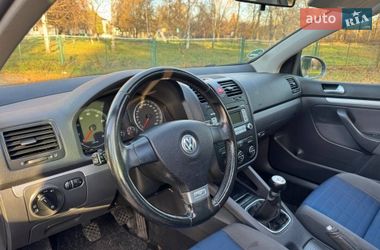 Хэтчбек Volkswagen Golf 2007 в Надворной