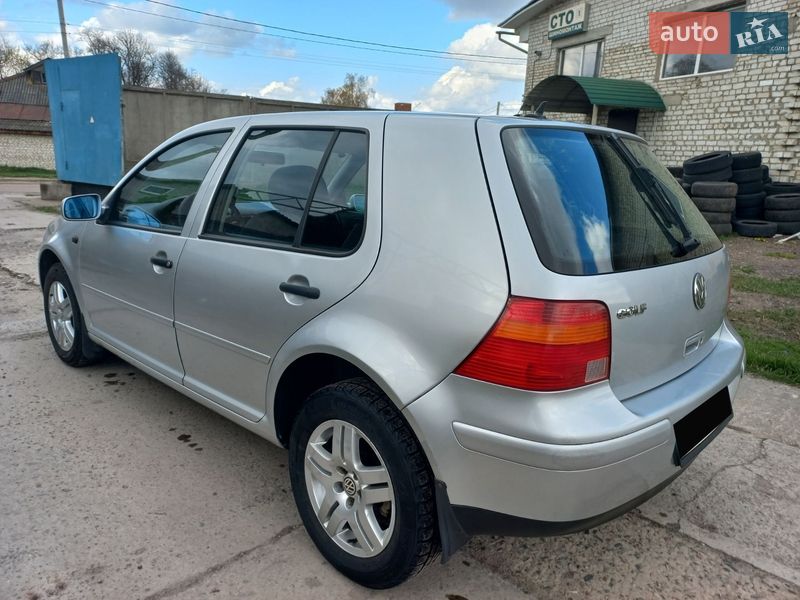 Volkswagen Golf 2001