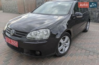 Хетчбек Volkswagen Golf 2008 в Звягелі