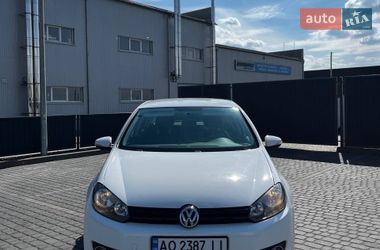 Хетчбек Volkswagen Golf 2011 в Мукачевому