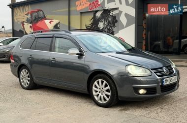 Универсал Volkswagen Golf 2009 в Житомире