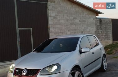 Хэтчбек Volkswagen Golf 2006 в Дубровице