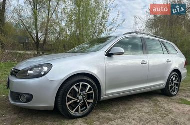 Універсал Volkswagen Golf 2012 в Києві