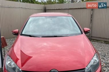 Хетчбек Volkswagen Golf 2010 в Ужгороді