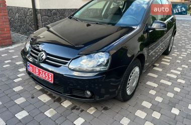 Хэтчбек Volkswagen Golf 2008 в Мукачево