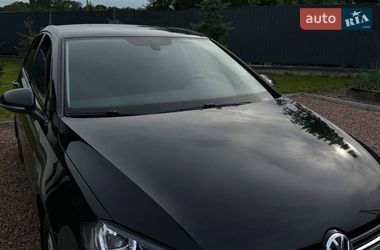 Хетчбек Volkswagen Golf 2013 в Києві