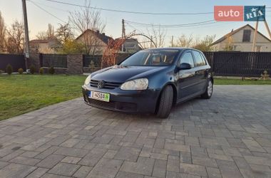 Хетчбек Volkswagen Golf 2004 в Луцьку