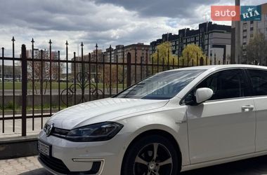 Хетчбек Volkswagen Golf 2017 в Хмельницькому