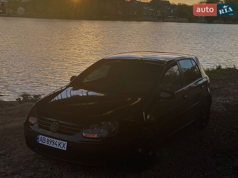 Volkswagen Golf 2004