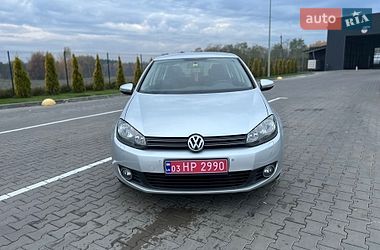 Хетчбек Volkswagen Golf 2010 в Луцьку
