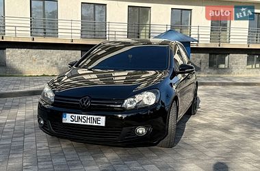 Хэтчбек Volkswagen Golf 2010 в Мукачево