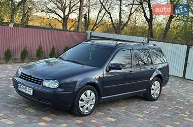 Універсал Volkswagen Golf 2000 в Чернівцях