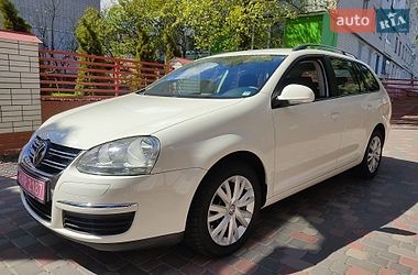 Універсал Volkswagen Golf 2009 в Умані
