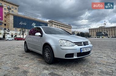 Хэтчбек Volkswagen Golf 2006 в Харькове