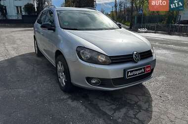 Универсал Volkswagen Golf 2011 в Киеве